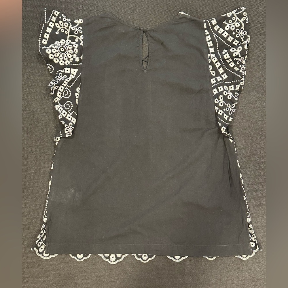 Laundry By Shelli Segal Black Top with White Embroidery - Picture 4 of 7